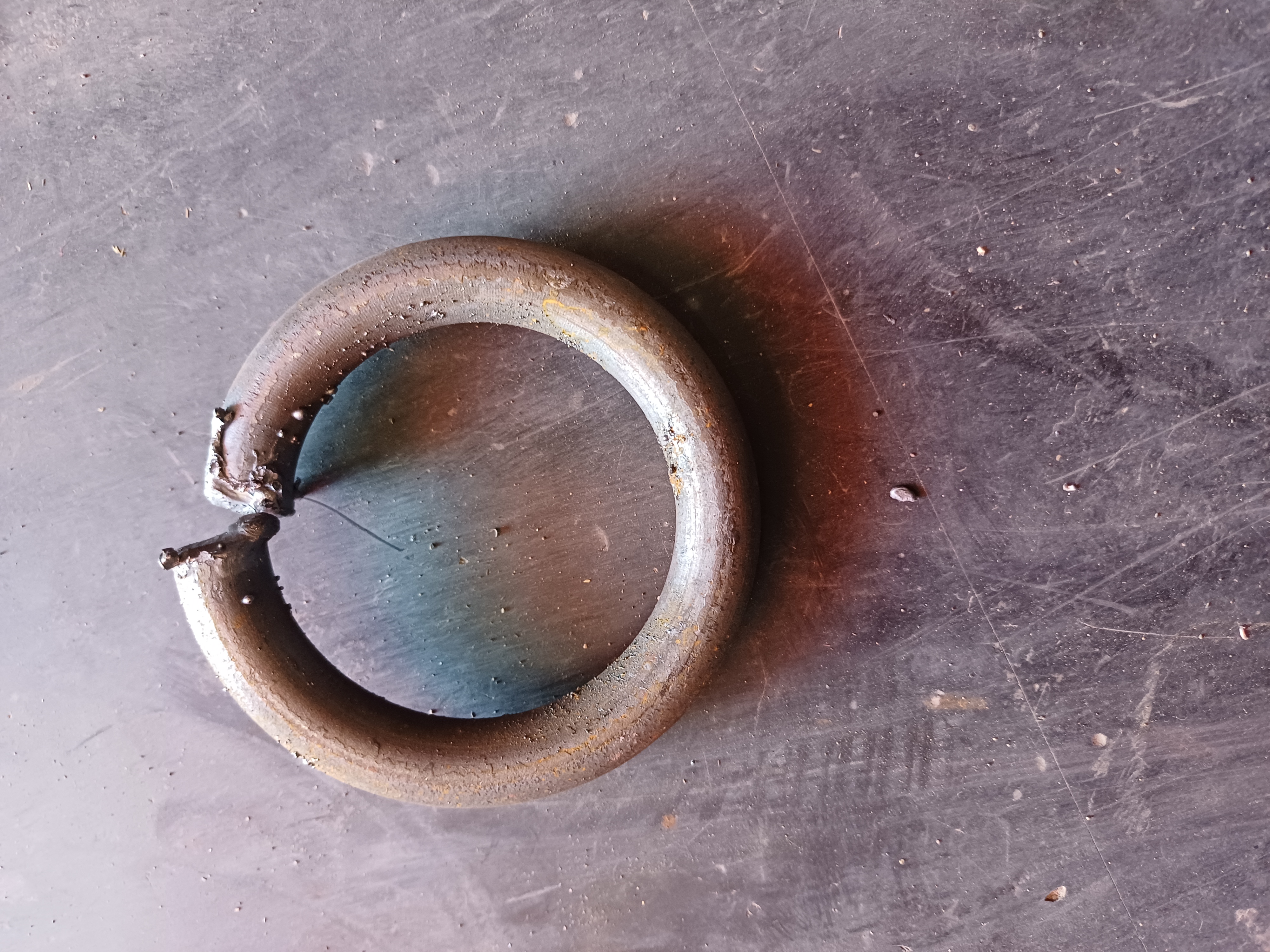 Tomruk kanca halkasi